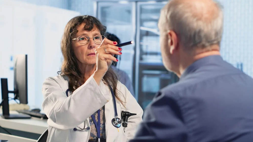 Glaucoma Symptoms vs Normal Vision Changes: When Testing Is Necessary